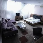 Hotel Story