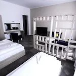 Hotel Story 4*