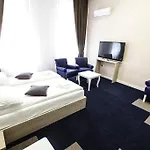 Hotel Story 4*